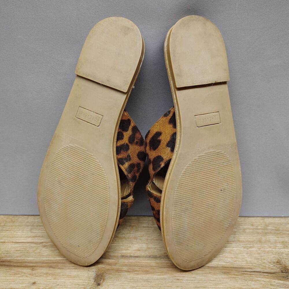 Forever 21 Leopard Slide Sandals Flat Cheetah Animal Slide Size 7 - Picture 4 of 9